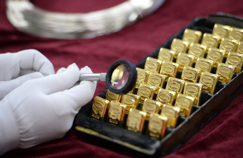 انخفاض أسعار الذهب وسط تفاؤل بشأن وقف إطلاق النار في أوكرانيا