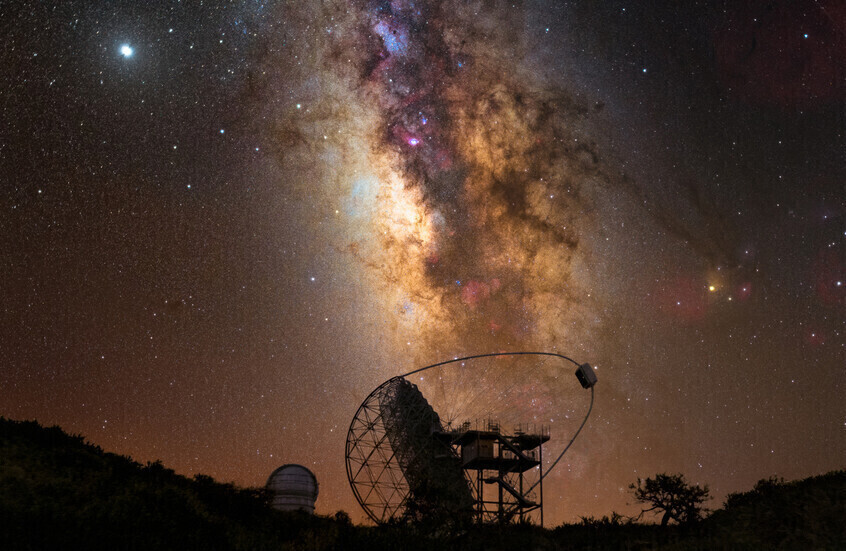 لغز كوني جديد.. جسم غامض يرسل إشارة "نابضة" لم يسبق لها مثيل