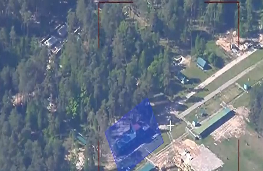 مشاهد توثق ضربة دقيقة بصواريخ "إسكندر" الروسية لمعسكر تدريب أوكراني في مقاطعة سومي (فيديو)