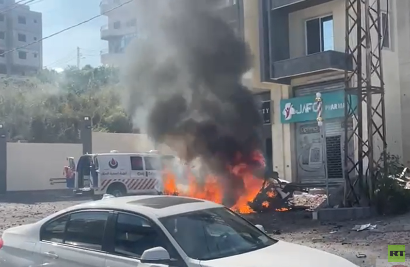 مراسلنا: مقتل شخص بغارة إسرائيلية استهدفت سيارته جنوب لبنان