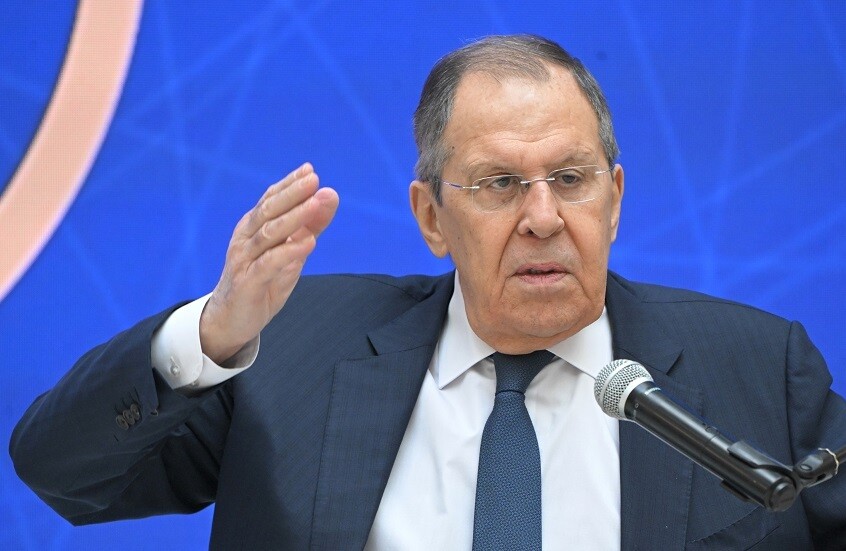 لافروف: دعوات وقف إطلاق النار بدون شروط يهدف لإعادة تسليح القوات الأوكرانية