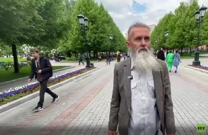 بعد 40 عاما.. عودة جندي سوفيتي من أفغانستان