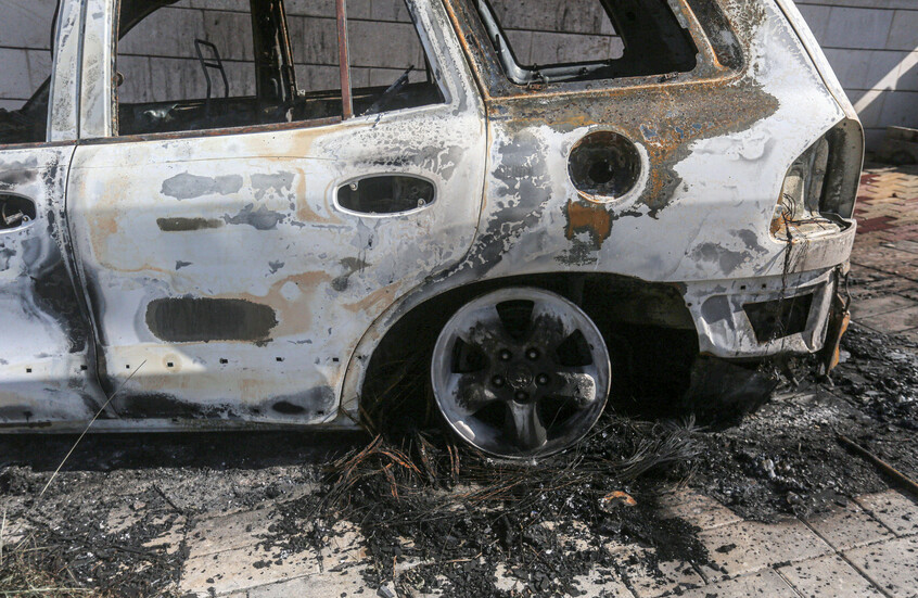 إصابة 8 أشخاص جراء هجوم المستوطنين على بلدة بروقين بالضفة الغربية (فيديو)