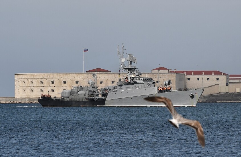 السفير الروسي: لندن تحاول عرقلة تحركات الأسطول الروسي في البحر الأسود