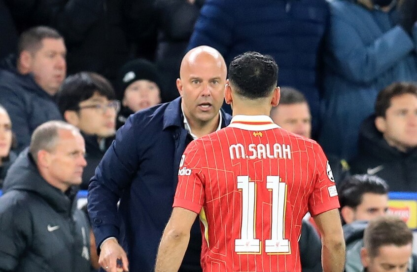 مدرب ليفربول يقدم أول هدية لنظيره الجديد في ريال مدريد