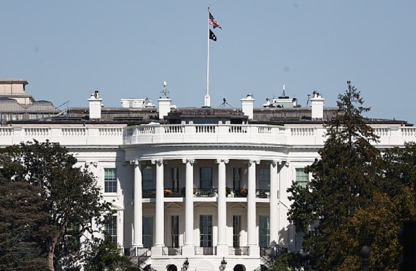 "وول ستريت جورنال": إدارة ترامب تحاول إقناع الاتحاد الأوروبي بفرض رسوم على الواردات الصينية