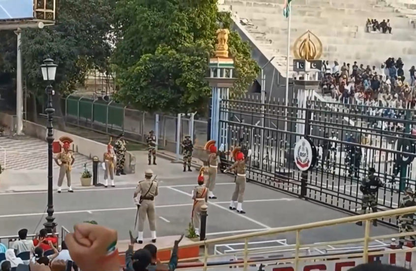 بدون مصافحة حتى الآن.. استئناف أشهر استعراض بين الهند وباكستان بعد وقف إطلاق النار