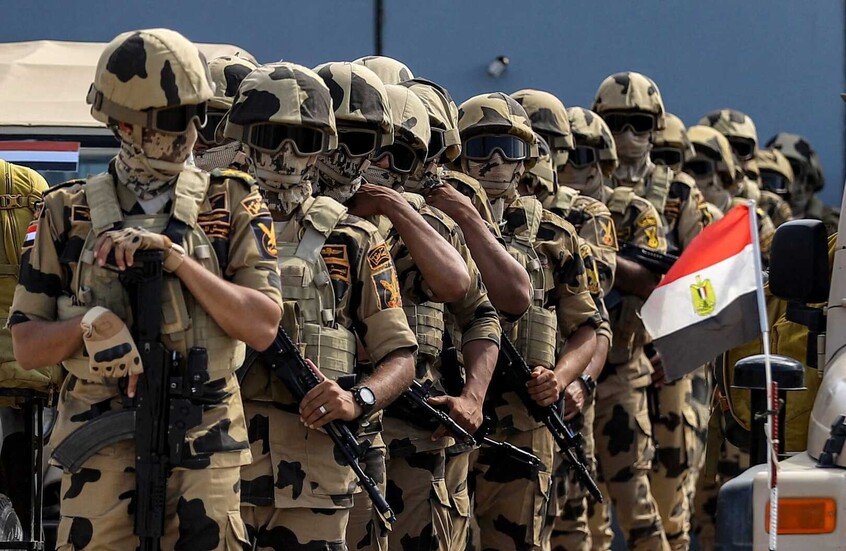 أسلحة وذخائر ومعدات متطورة .. الجيش المصري يحبط مخططا كبيرا استهدف أمن البلاد