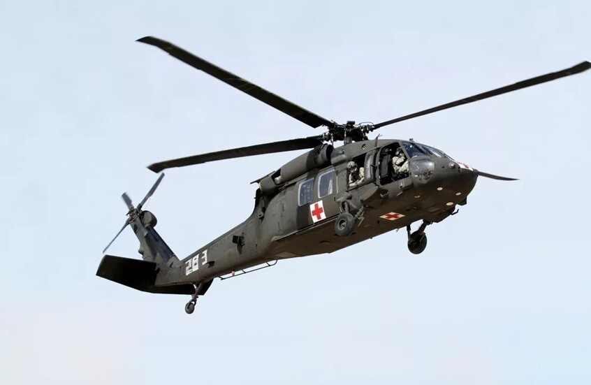 إعلام: عطل في اتصالات مروحية عسكرية يعطل هبوط الطائرات في واشنطن