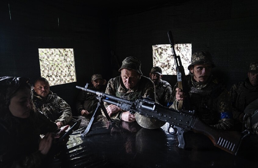 "فاينانشال تايمز": جنود كييف محبطون ومنهارون معنويا