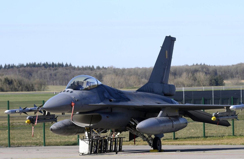 وزير الدفاع الهولندي: سنرسل إلى أوكرانيا الدفعة الأخيرة من مقاتلات "إف-16"