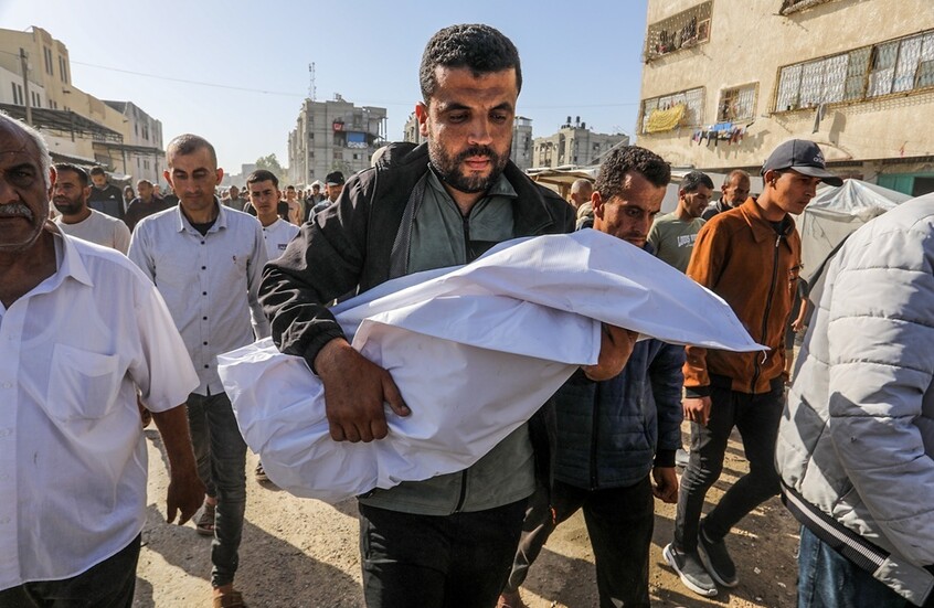 وزير الخارجية الإسباني: الوضع في غزة لا يحتمل وندعو لفتح المعابر ووقف الحرب