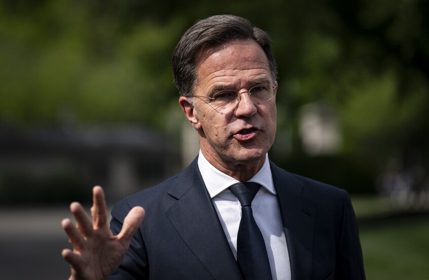 "نيويورك تايمز": أمين عام "الناتو" يخشى إفشال قمة الحلف بسبب الخلاف بين ترامب وزيلينسكي