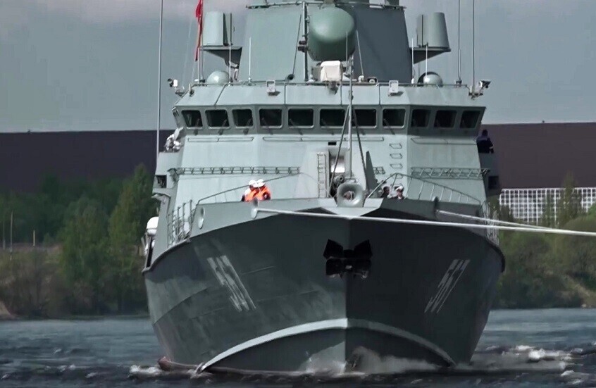 الجيش الروسي يحصل على سفينة جديدة حاملة للصواريخ المجنحة