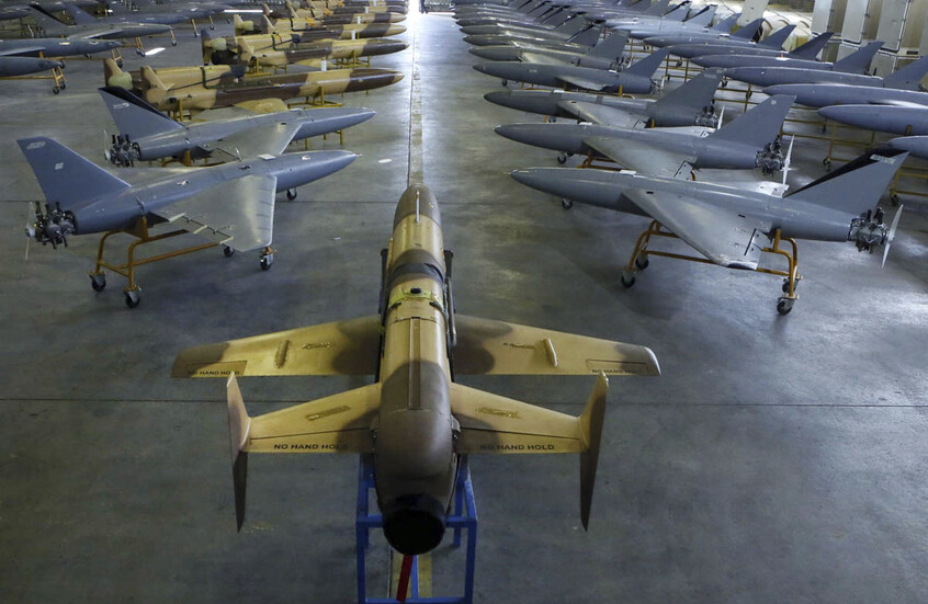 "عمودية التحليق".. موقع متخصص بالشؤون العسكرية يسلط الضوء على 3 مسيّرات إيرانية حديثة ومواصفاتها