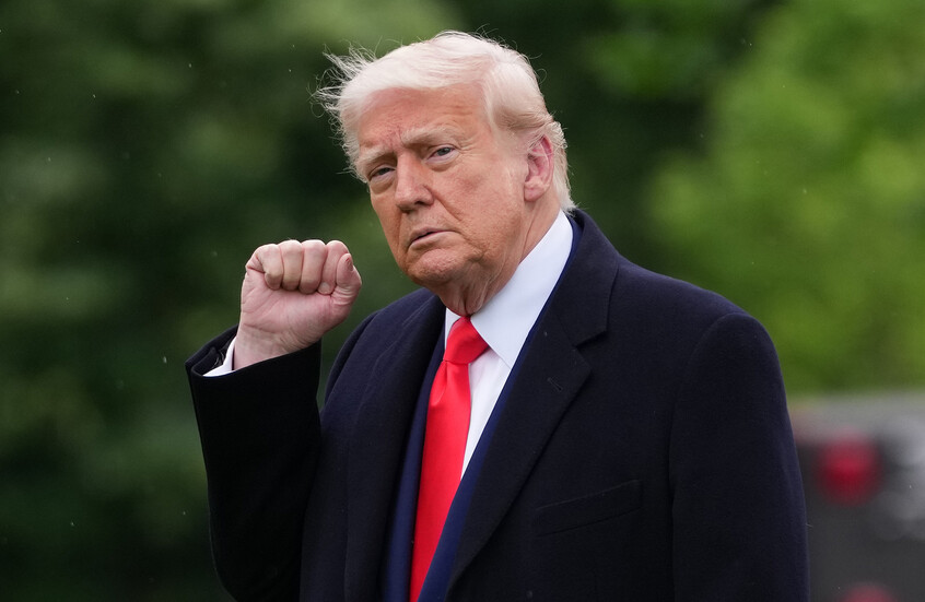 ترامب يعتزم العفو عن نجمين أمريكيين (فيديو)