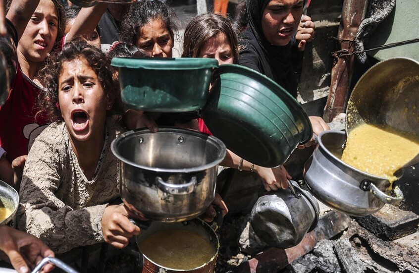 مقرر أممي: توزيع المساعدات في غزة سادي وجريمة أمريكية إسرائيلية تهدف إلى "الإذلال والقتل والتعذيب"