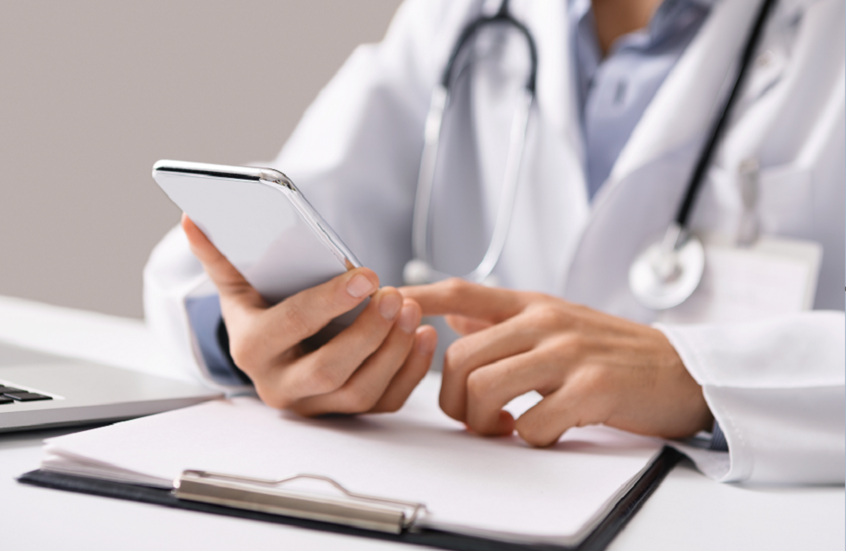 ميزة منسية في هاتفك قد تنقذ حياتك في حالات الطوارئ