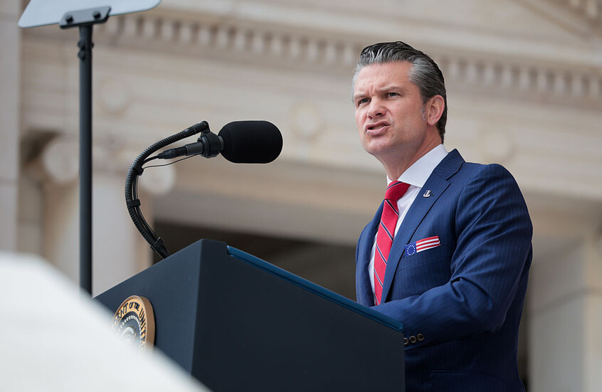 في أول مشاركة له في منتدى الأمن الآسيوي.. هيغسيث يسعى لكسب تأييد الحلفاء