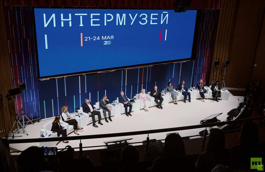 مهرجان "إنترموزي" الدولي يختتم فعالياته في موسكو بحضور لافت