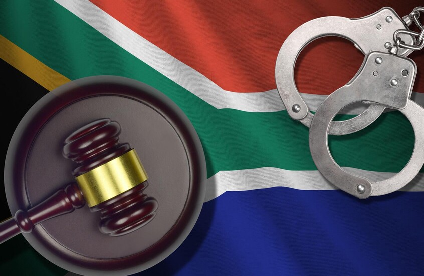 قضية هزت جنوب إفريقيا.. السجن مدى الحياة لأم باعت ابنتها مقابل 1100 دولار (صورة)