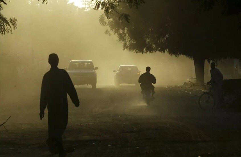 هزم القذافي وهتف بسقوط فرنسا.. قصة زعيم حكم بلاده بالحديد والنار