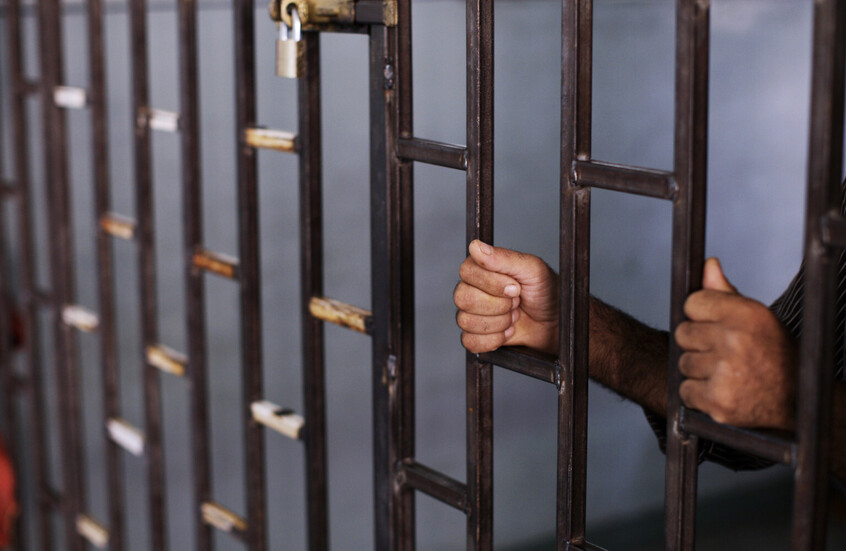 ليبيا.. تحقيقات موسعة في وفيات سجن "الجديدة" وانتهاكات أمنية خلال اضطرابات طرابلس