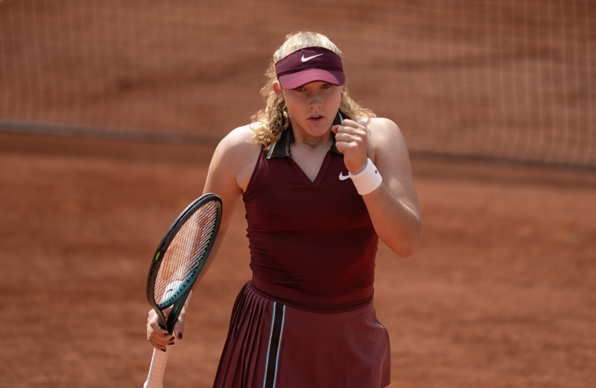 الروسية أندرييفا تصعد إلى الدور الرابع في "رولان غاروس"