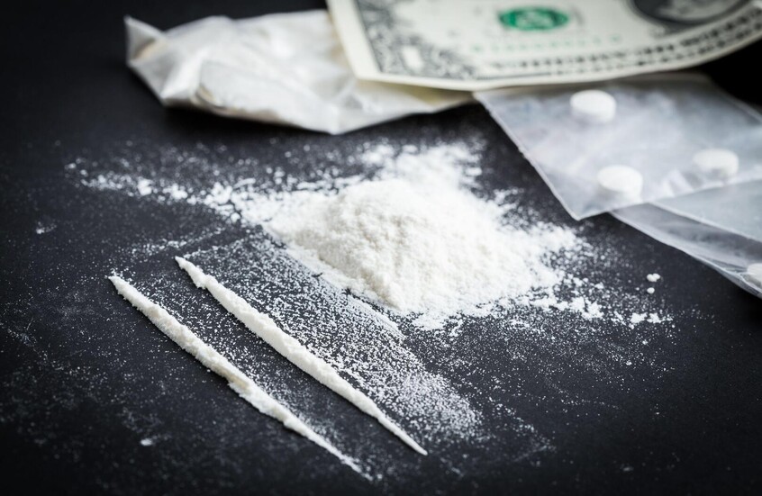 تونس.. السجن 21 عاما لأجنبية بتهمة تهريب "الكوكايين" عبر ميناء حلق الوادي