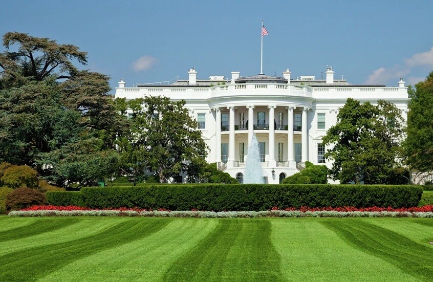 سيناتور أمريكي يتحدث عن تيه وضياع بايدن خلال مكوثه في البيت الأبيض