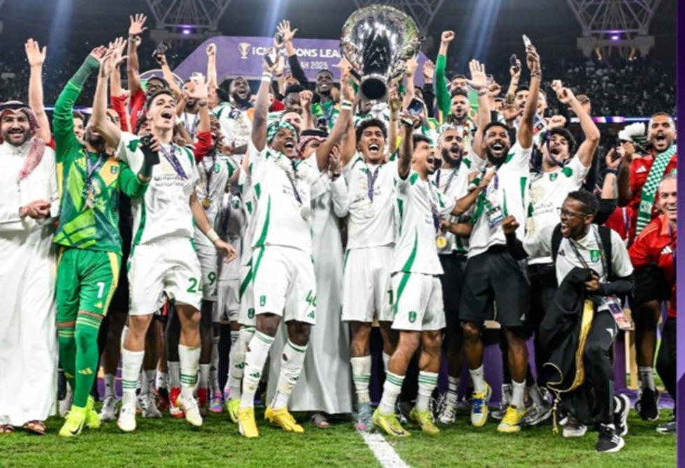 الأهلي السعودي يقهر كاواساكي الياباني ليتوج بدوري أبطال آسيا للنخبة لأول مرة في تاريخه