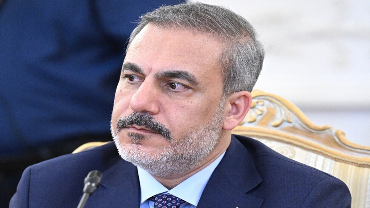 فيدان في الإمارات لبحث التطورات المتسارعة في سوريا وغزة