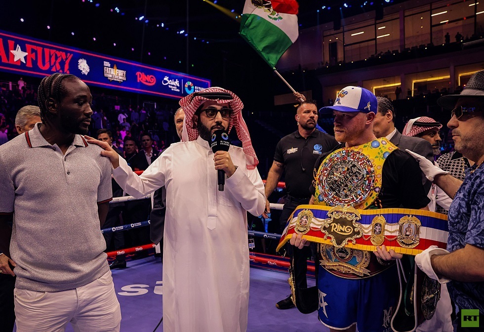 السعودية.. البطل الأصهب "كانيلو" يستعيد لقب بطل العالم المطلق للملاكمة للوزن المتوسط 