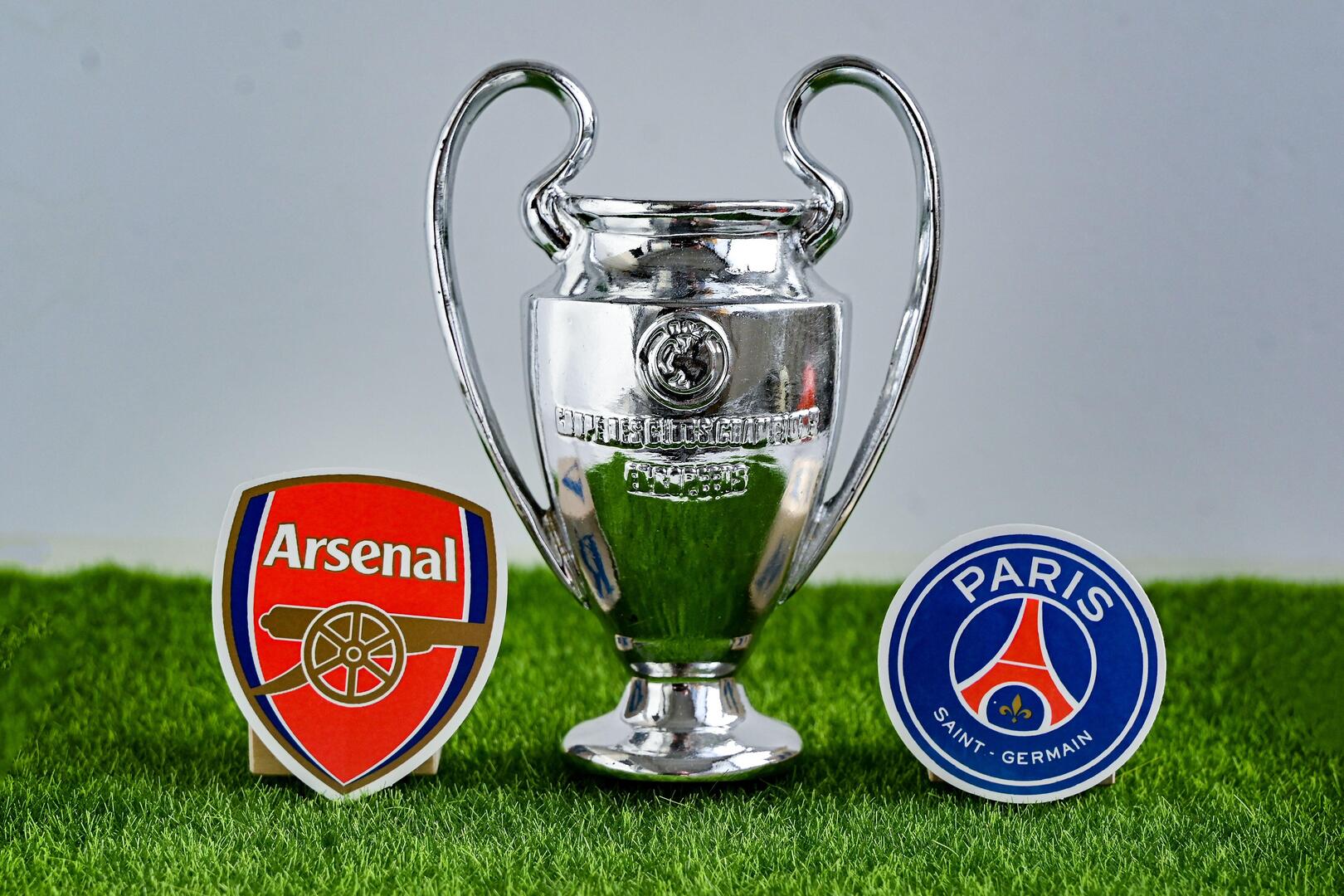 موقعة الحسم بدوري أبطال أوروبا الليلة.. هل يعبر سان جيرمان أم يرد أرسنال الدين؟