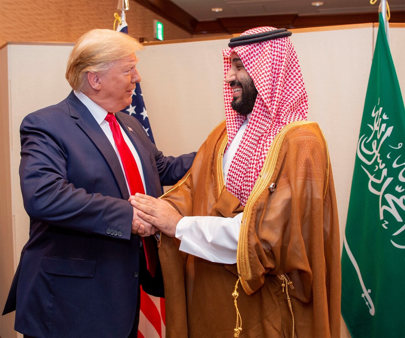 زيارة ترامب المرتقبة للرياض في عيون الصحافة السعودية.. أهميتها وملفاتها وأهدافها