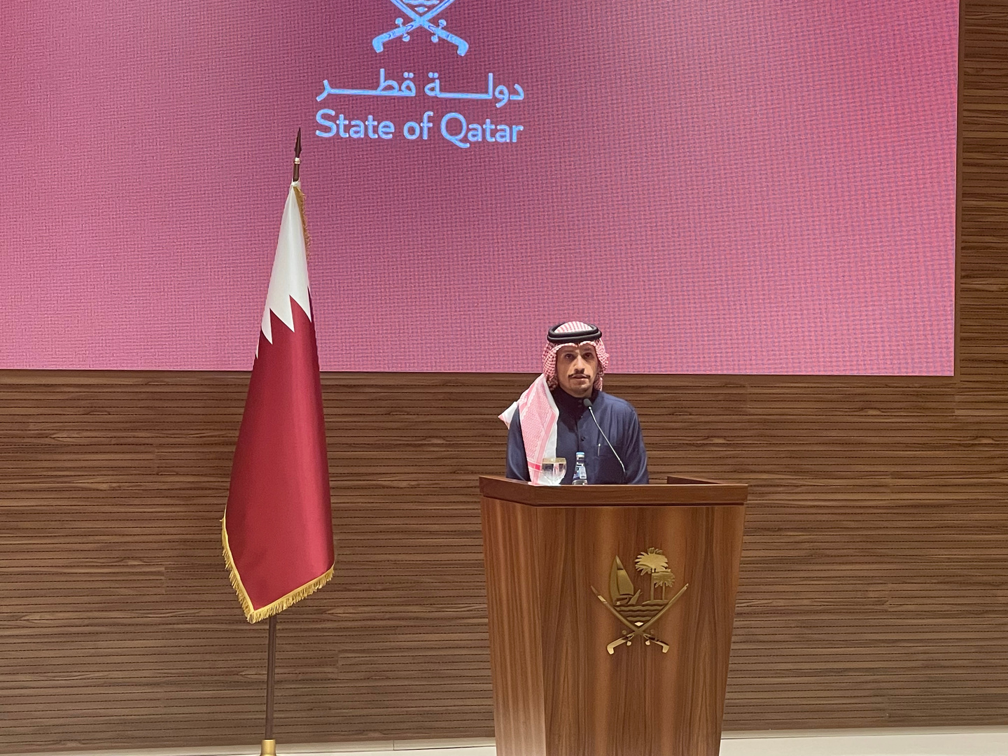 رئيس وزراء قطر: عرض الطائرة لترامب صفقة حكومية قانونية وليست هدية شخصية