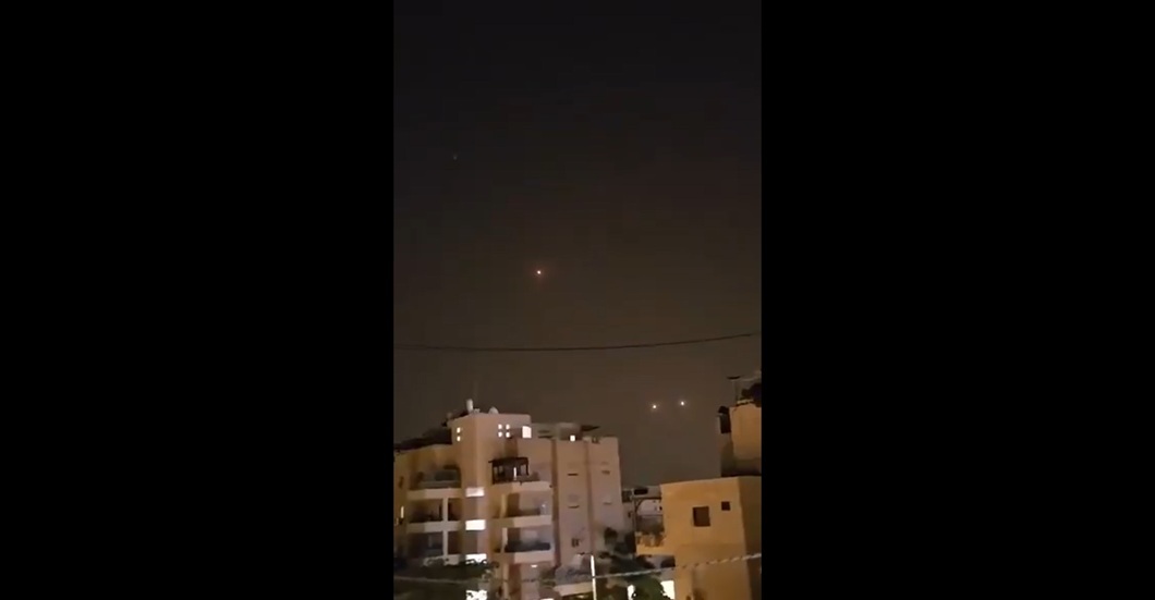 نصر الدين عامر: جميع المطارات الإسرائيلية غير آمنة ومفروض عليها حظر جوي بقرار يمني (فيديو)