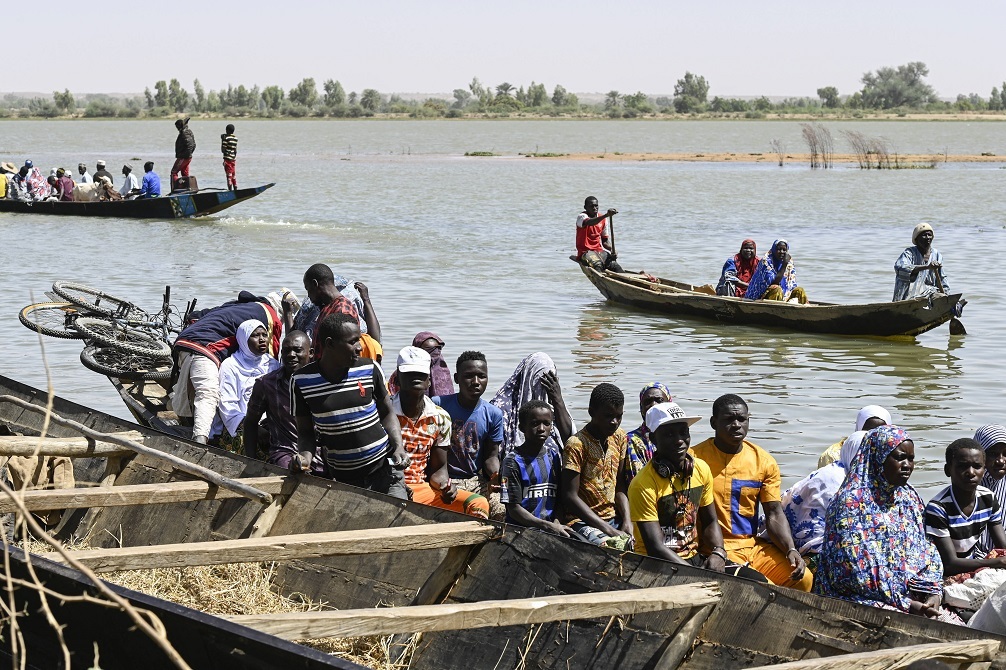 مصرع 37 شخصا بغرق عبارة في نيجيريا