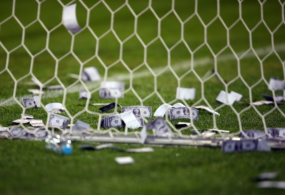 عرض سعودي فلكي رئيس غلطة سراي يفجر مفاجأة حول العرض السعودي لضم أوسيمين