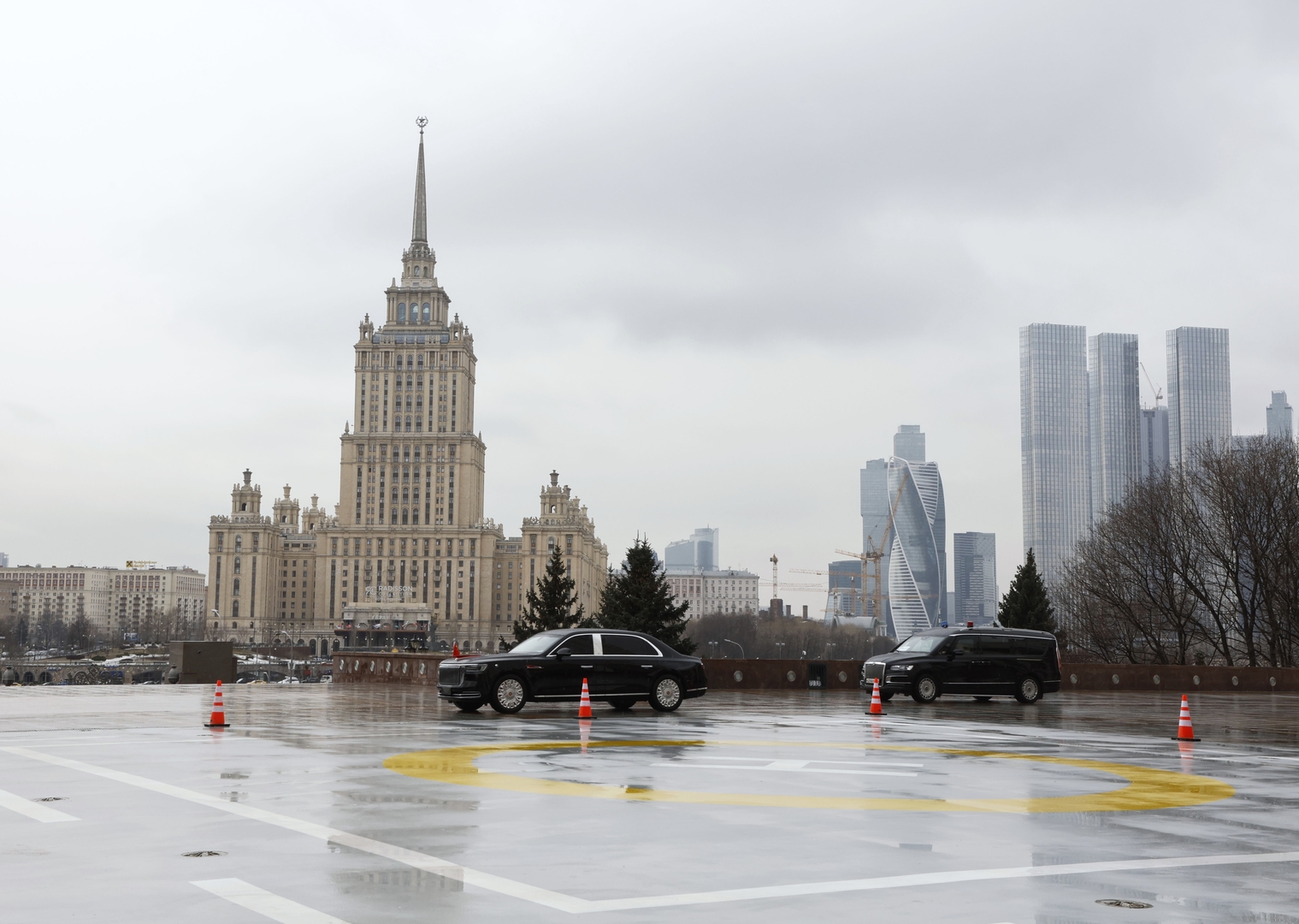 قيود مؤقتة على حركة الطائرات في عدد من مطارات موسكو والدفاع الجوي يسقط 4 طائرات مسيرة