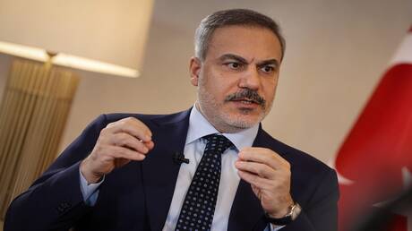 وزير الخارجية التركي يكشف عن تعرضه لمحاولة اغتيال بتسميمه