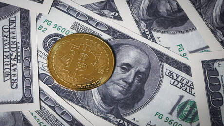 عملة البيتكوين تحقق أعلى مستوى تاريخي بتجاوزها الـ 111.9 ألف دولار مدفوعة بعوامل سياسية واقتصادية