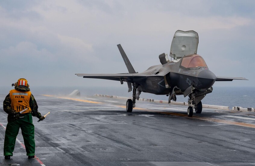 صحيفة: بريطانيا تهتم بشراء طائرات أمريكية قادرة على حمل أسلحة نووية