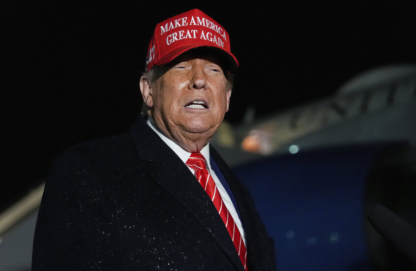 ترامب: الاقتصاد الأمريكي سينهار في حال إلغاء الرسوم