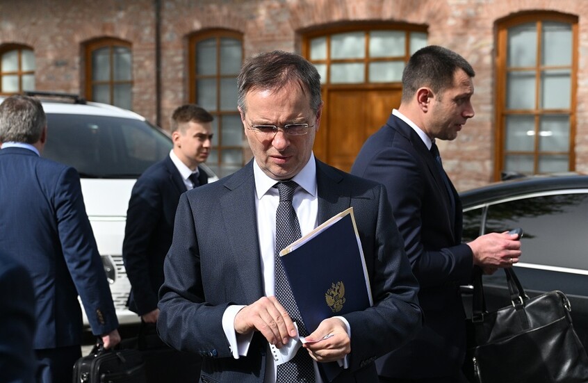 ميدينسكي: روسيا تلقت من أوكرانيا مذكرة التفاهم بشأن التسوية السلمية