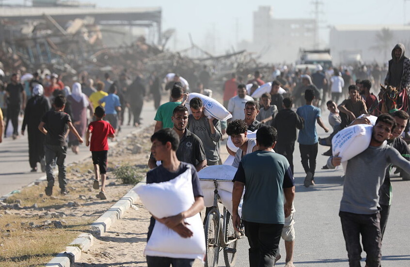غوتيريش يبدي صدمته بعد تقارير عن مقتل فلسطينيين أثناء حصولهم على مساعدات