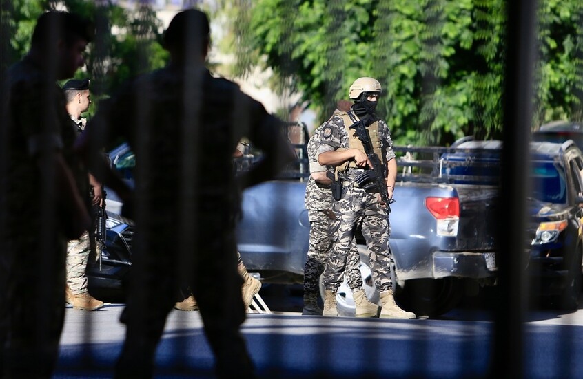 لبنان.. أهالي "حاروف" و"آل أيوب" يستنكرون اتهامات طالت محمود أيوب بـ"تهمة العمالة لإسرائيل"