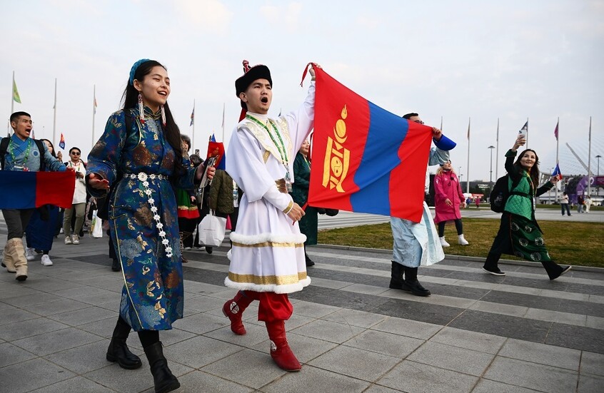 البرلمان المنغولي يقيل رئيس الوزراء