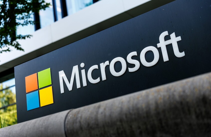 عملاق البرمجيات "مايكروسوفت" يشطب مئات الوظائف بعد تسريح 6000 في الشهر الماضي
