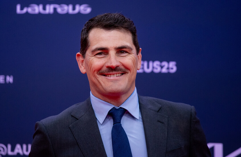 "قنبلة" أسطورة ريال مدريد السابق كاسياس.. رسالة غامضة تثير الذعر ثم تحذف